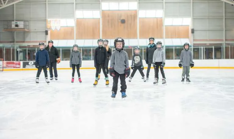 Ice skating in San Diego 2023: indoor, outdoor rinks to try - The