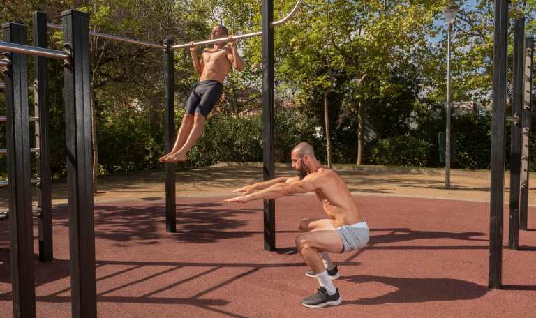 how to build an outdoor calisthenics gym