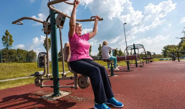 Outdoor gym best sale equipment price list