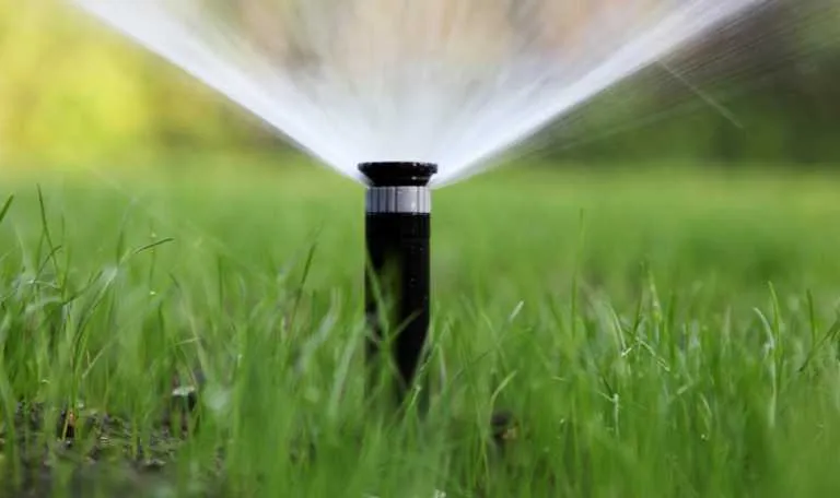 pop up sprinkler for sports fields
