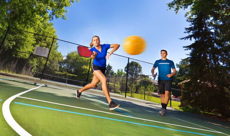 guide for pickleball court resurfacing in florida