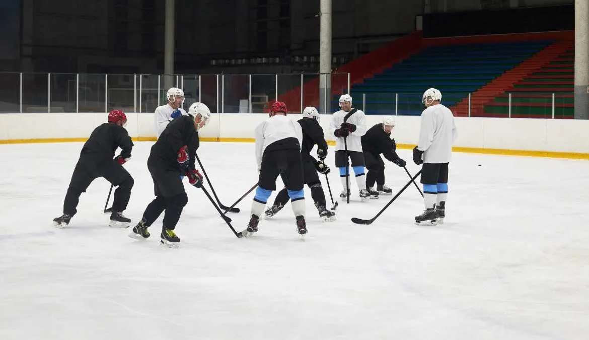 how to build an ice hockey rink