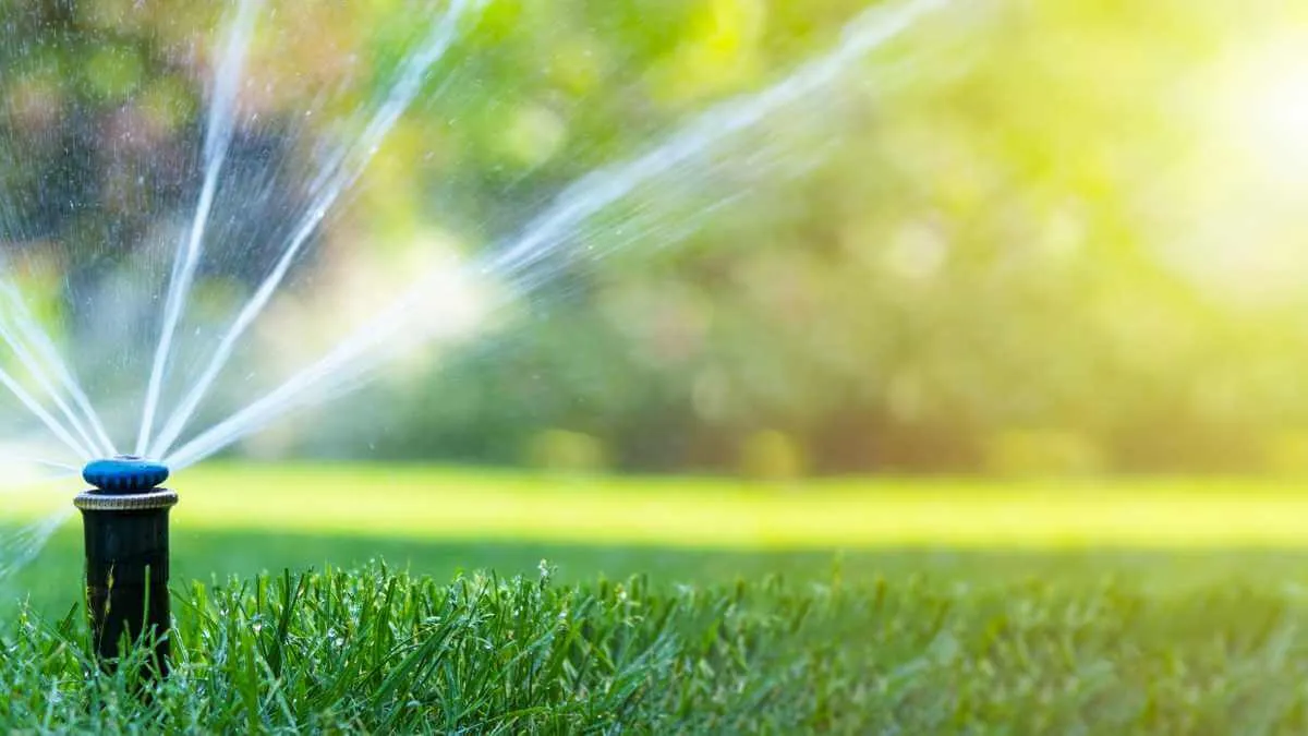 tennis court sprinkler