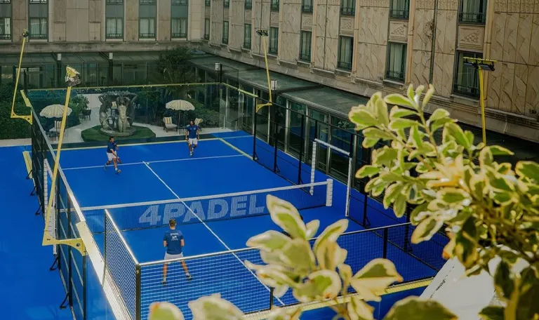 padel court in city installed by mejorset